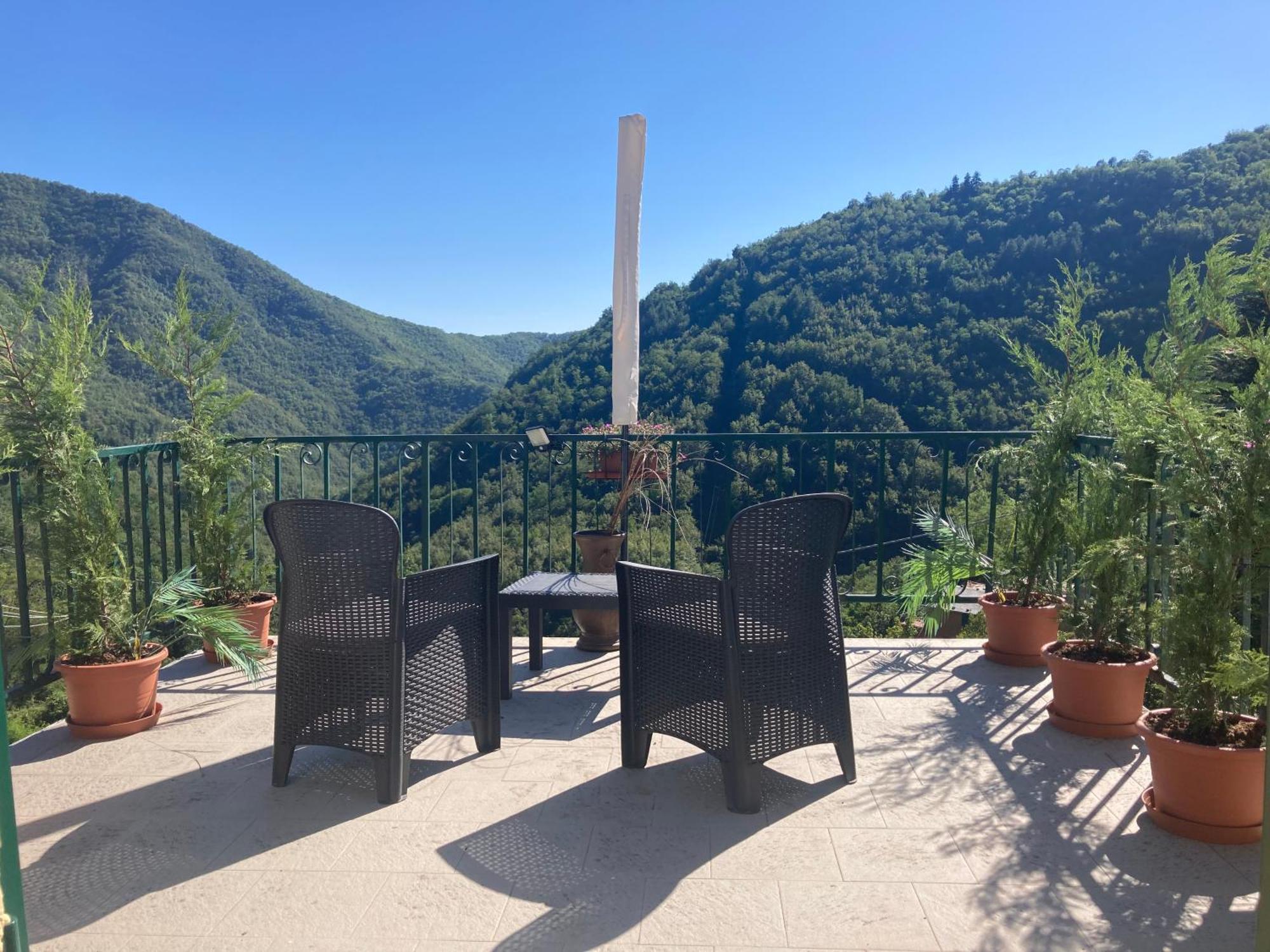 Camere E Accoglienza La Casa Della Nonna Borzonasca Extérieur photo